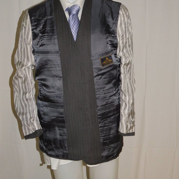 Brooks Brothers Made to Measure Gray Herringbone Two Button Suit 40R - Picture 11 of 15